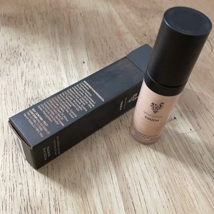 Younique skin solution concealer